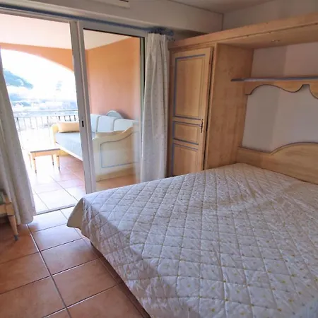 Port Marine Apartment