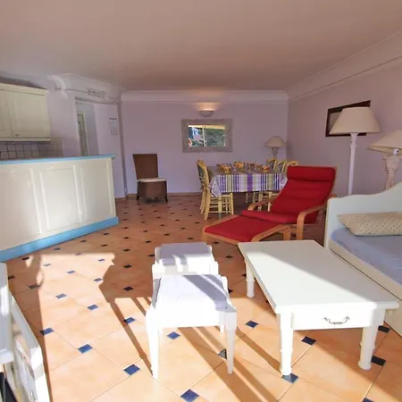 Apartment Port Marine *