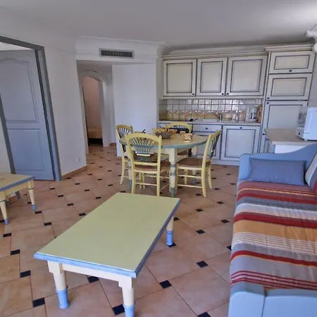 Port Marine Apartment *