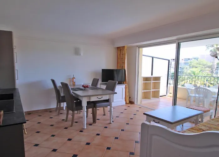 Port Marine سانت ماكسيم