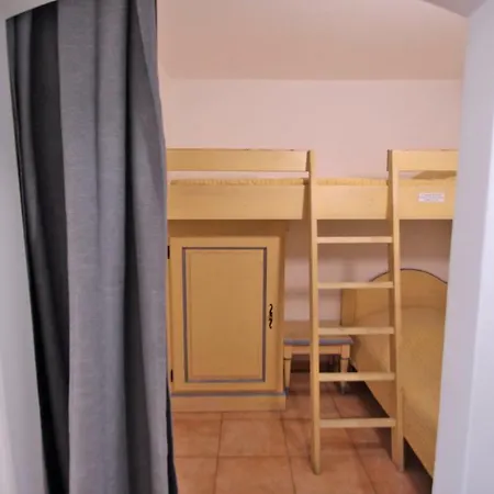 Port Marine - Climatises Et Piscine Dans La Sainte-Maxime