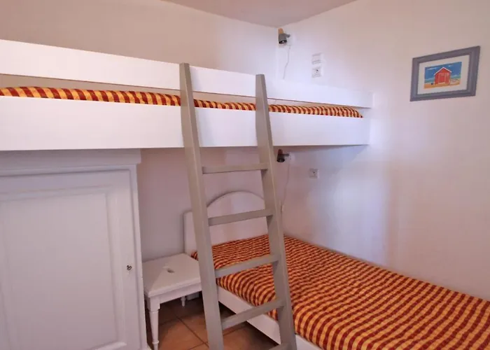 Port Marine Apartment